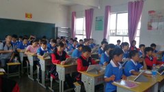 金信润天助力贵州省兴义市丰都中学